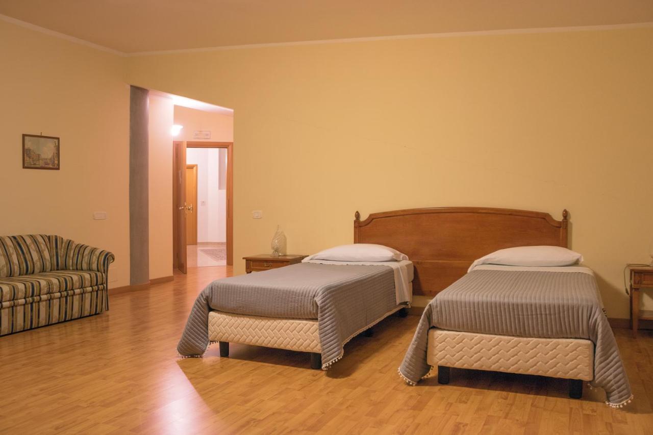 Ruggiero Park Hotel 발로 델라 루카니아 외부 사진